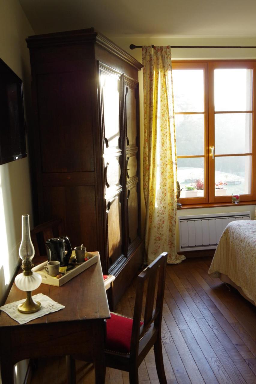 Le Manoir Des Aromes Hotel Brugny-Vaudancourt Bagian luar foto
