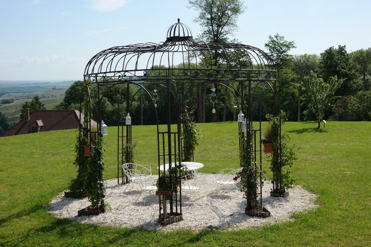 Le Manoir Des Aromes Hotel Brugny-Vaudancourt Bagian luar foto